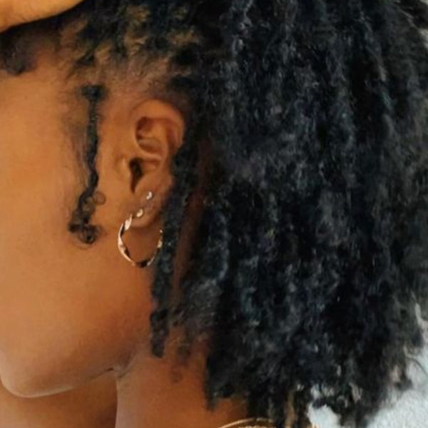 Microlocs 101: Your Guide to Starting & Styling
