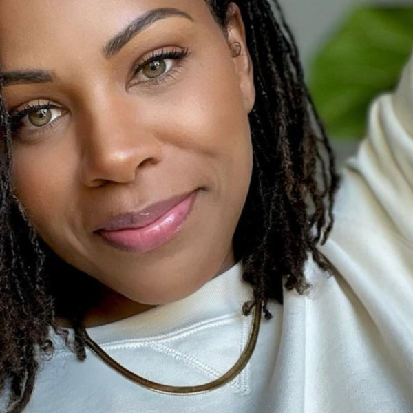 Microlocs vs Sisterlocks: What Sets Them Apart & How to Decide