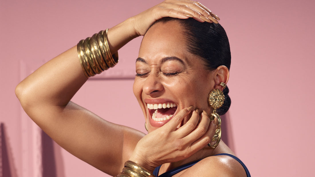 Style In Seconds: Tracee's Sleek Slicked Back Bun